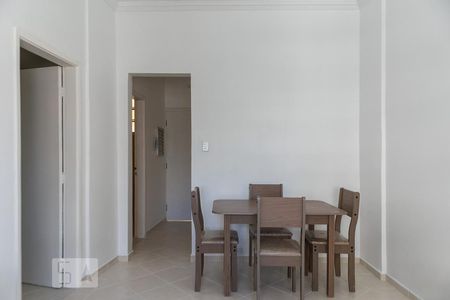 Sala de apartamento para alugar com 1 quarto, 63m² em Ponta da Praia, Santos