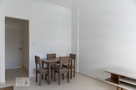 Sala de apartamento para alugar com 1 quarto, 63m² em Ponta da Praia, Santos