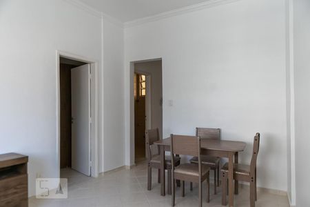 Sala de apartamento para alugar com 1 quarto, 63m² em Ponta da Praia, Santos