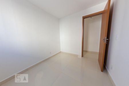 Apartamento à venda com 42m², 2 quartos e 1 vagaQuarto 2