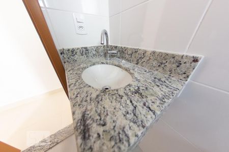 Apartamento à venda com 42m², 2 quartos e 1 vagaBanheiro 