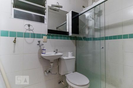 Banheiro de kitnet/studio à venda com 1 quarto, 35m² em República, São Paulo
