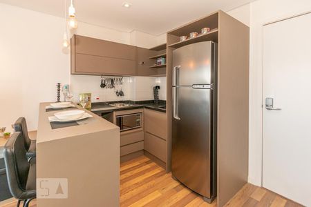 Cozinha de kitnet/studio para alugar com 1 quarto, 33m² em Chácara Santo Antônio (zona Sul), São Paulo