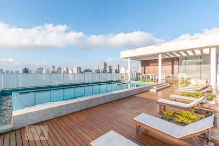 Studio à venda com 33m², 1 quarto e 1 vagaPiscina