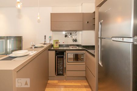 Cozinha de kitnet/studio para alugar com 1 quarto, 33m² em Chácara Santo Antônio (zona Sul), São Paulo
