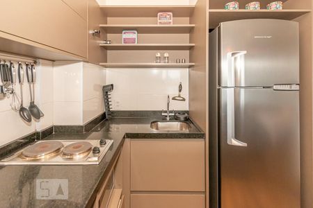 Cozinha de kitnet/studio para alugar com 1 quarto, 33m² em Chácara Santo Antônio (zona Sul), São Paulo