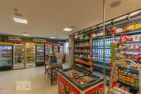 Studio à venda com 33m², 1 quarto e 1 vagaMini Market