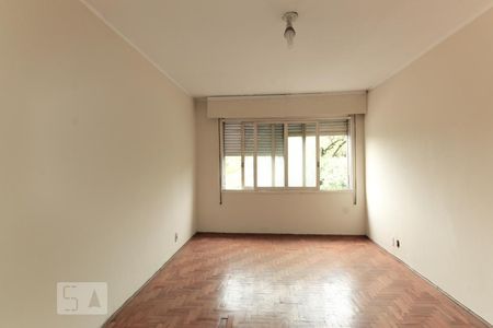 Sala/Quarto de kitnet/studio à venda com 1 quarto, 35m² em São José, Porto Alegre