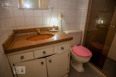 Apartamento para alugar com 77m², 2 quartos e 1 vagaBanheiro