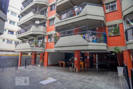 Apartamento para alugar com 77m², 2 quartos e 1 vagaFachada do bloco