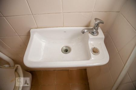 Apartamento para alugar com 77m², 2 quartos e 1 vagaBanheiro de Serviço