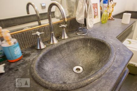 Casa à venda com 350m², 4 quartos e 4 vagasDetalhe Lavabo