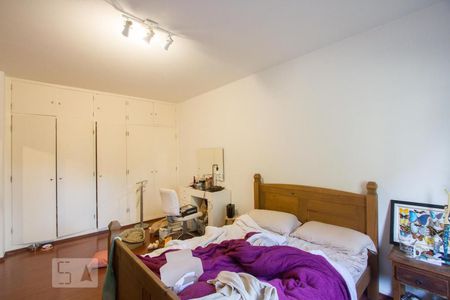 Casa à venda com 350m², 4 quartos e 4 vagasQuarto 2