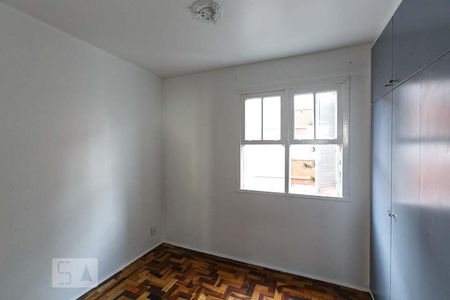 Quarto 2 de apartamento para alugar com 2 quartos, 45m² em Menino Deus, Porto Alegre