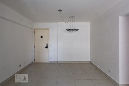 Sala  de apartamento para alugar com 2 quartos, 75m² em Perdizes, São Paulo