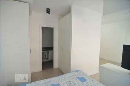 Dormitório de kitnet/studio para alugar com 1 quarto, 38m² em Marechal Rondon, Canoas