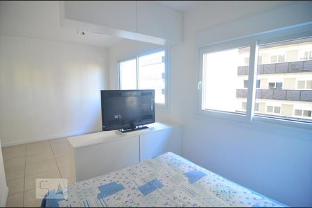 Dormitório de kitnet/studio para alugar com 1 quarto, 38m² em Marechal Rondon, Canoas
