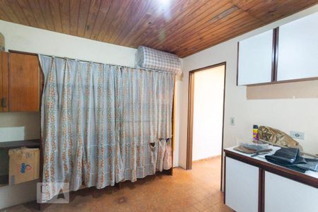 Casa à venda com 365m², 2 quartos e 1 vagaQuarto de Serviço