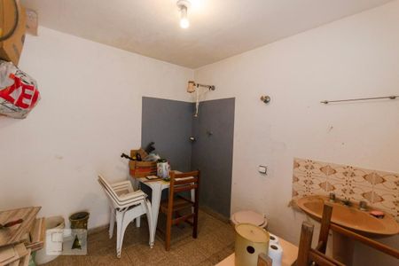 Casa à venda com 365m², 2 quartos e 1 vagaBanheiro de Serviço