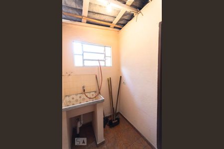 Casa à venda com 365m², 2 quartos e 1 vagaÁrea de Serviço