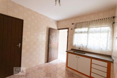 Casa à venda com 365m², 2 quartos e 1 vagaCozinha