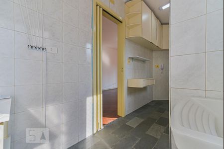 Apartamento à venda com 70m², 2 quartos e 1 vaga Apartamento à venda com 70m², 2 quartos e 1 vagaÁrea de Serviço