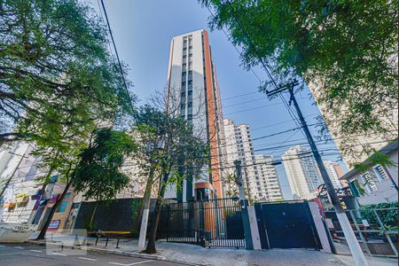 Apartamento à venda com 70m², 2 quartos e 1 vaga Apartamento à venda com 70m², 2 quartos e 1 vagaFachada