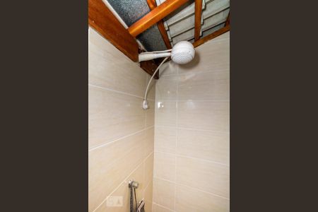 Casa à venda com 226m², 3 quartos e 2 vagas Casa à venda com 226m², 3 quartos e 2 vagasBanheiro do Terraço com Salão de Festas