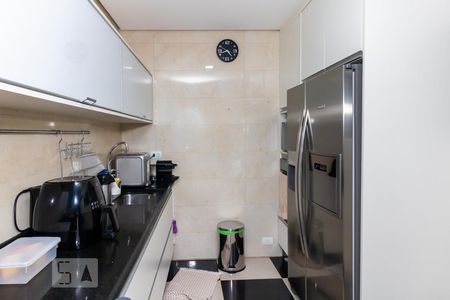 Sala e Cozinha de casa à venda com 3 quartos, 226m² em Parque Vitoria, São Paulo