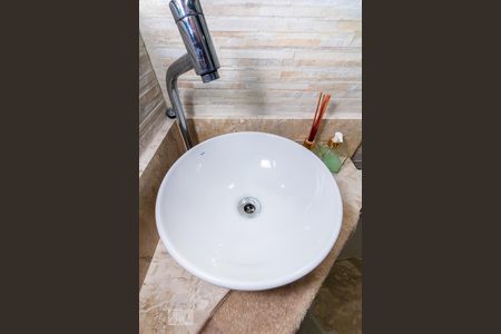 Casa à venda com 226m², 3 quartos e 2 vagas Casa à venda com 226m², 3 quartos e 2 vagasPia do Lavabo