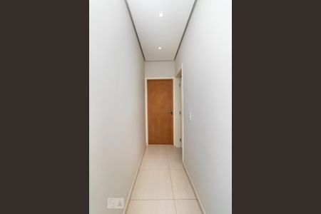 Casa à venda com 226m², 3 quartos e 2 vagas Casa à venda com 226m², 3 quartos e 2 vagasCorredor dos Quartos
