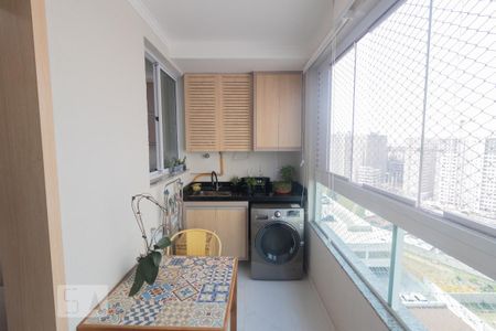 Varanda da Sala de apartamento para alugar com 3 quartos, 67m² em Jardim Íris, São Paulo