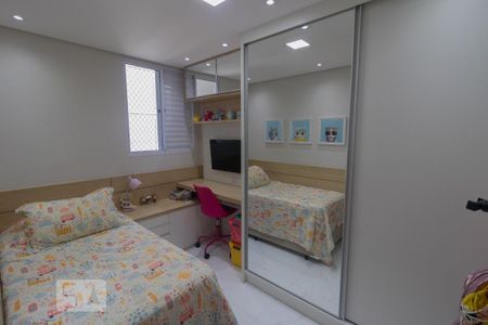 Dormitório 1 de apartamento para alugar com 3 quartos, 67m² em Jardim Íris, São Paulo