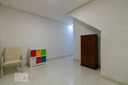 Sala de casa para alugar com 2 quartos, 80m² em Vila Ema, São Paulo