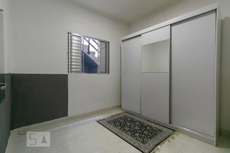 Quarto de casa para alugar com 2 quartos, 80m² em Vila Ema, São Paulo