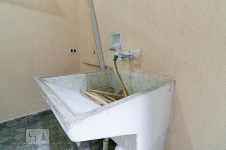 Casa para alugar com 80m², 2 quartos e 1 vagaÁrea de Serviço - Tanque