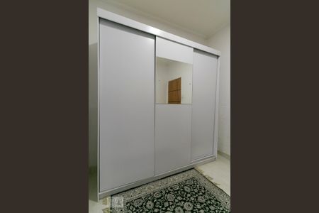 Casa para alugar com 80m², 2 quartos e 1 vagaQuarto - Armário