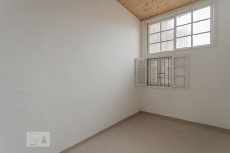 Quarto de apartamento para alugar com 1 quarto, 60m² em São Geraldo, Porto Alegre