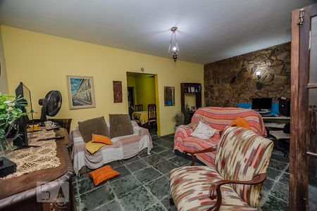 Sala de apartamento para alugar com 4 quartos, 250m² em Itaipu, Niterói