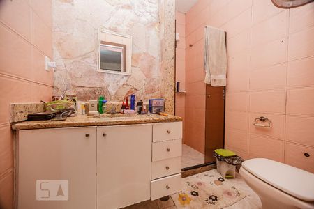 Apartamento para alugar com 250m², 4 quartos e 3 vagasBanheiro da Suíte