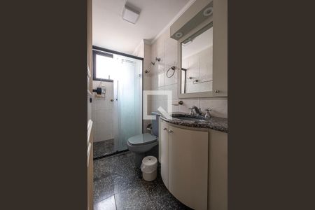 Apartamento à venda com 148m², 4 quartos e 3 vagas Apartamento à venda com 148m², 4 quartos e 3 vagasBanheiro