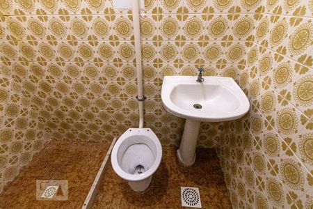 Banheiro - Torneira de kitnet/studio para alugar com 1 quarto, 12m² em Madureira, Rio de Janeiro