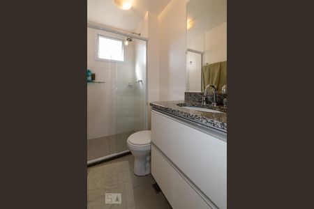 Apartamento à venda com 87m², 2 quartos e 2 vagasBanheiro da Suíte master