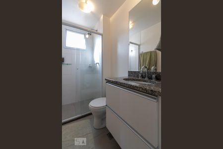 Apartamento à venda com 87m², 2 quartos e 2 vagasBanheiro da Suíte master