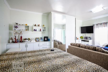 Casa à venda com 150m², 3 quartos e 3 vagas Casa à venda com 150m², 3 quartos e 3 vagasSuíte