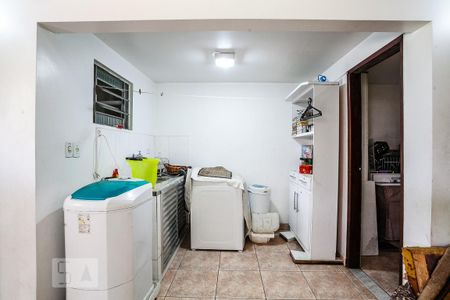Casa à venda com 150m², 3 quartos e 3 vagas Casa à venda com 150m², 3 quartos e 3 vagasÁrea de Serviço