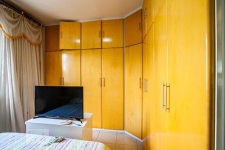 Casa à venda com 150m², 3 quartos e 3 vagas Casa à venda com 150m², 3 quartos e 3 vagasQuarto 2