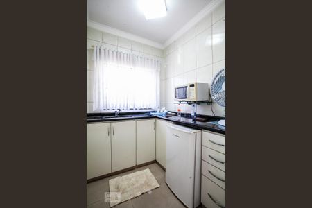 Casa à venda com 150m², 3 quartos e 3 vagas Casa à venda com 150m², 3 quartos e 3 vagasCozinha
