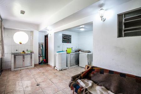 Casa à venda com 150m², 3 quartos e 3 vagas Casa à venda com 150m², 3 quartos e 3 vagasÁrea de Serviço