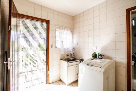 Casa à venda com 150m², 3 quartos e 3 vagas Casa à venda com 150m², 3 quartos e 3 vagasLavanderia